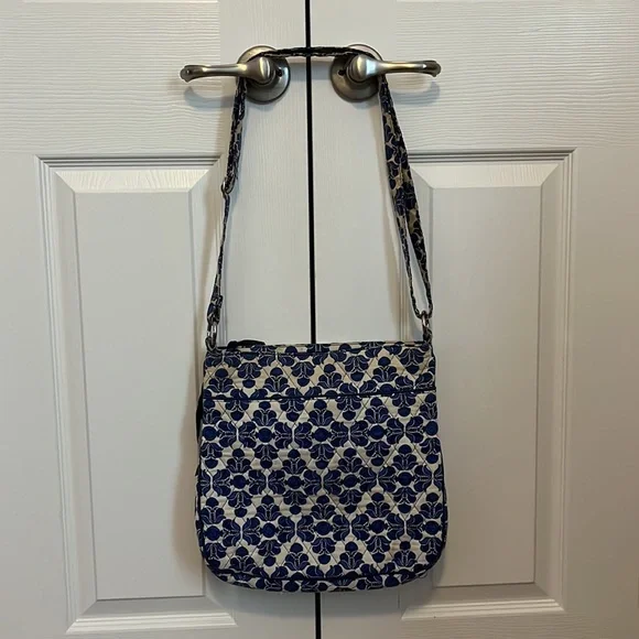 SOLD🎄Vera Bradley crossbody bag - Picture 7 of 7